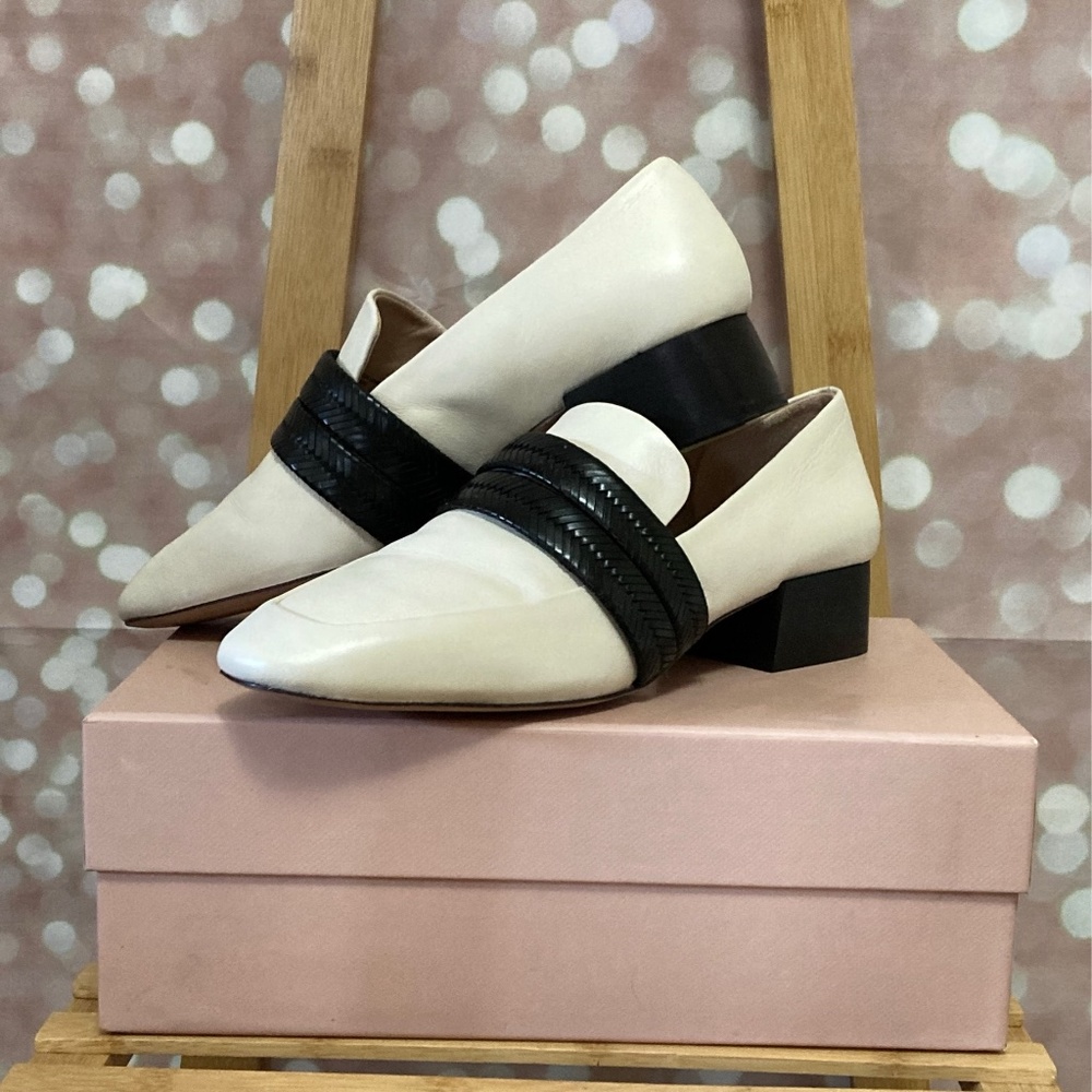 Cream shoes never worn